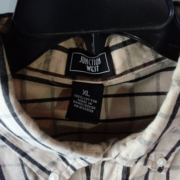 Mens casual button up shirt - Picture 3 of 3